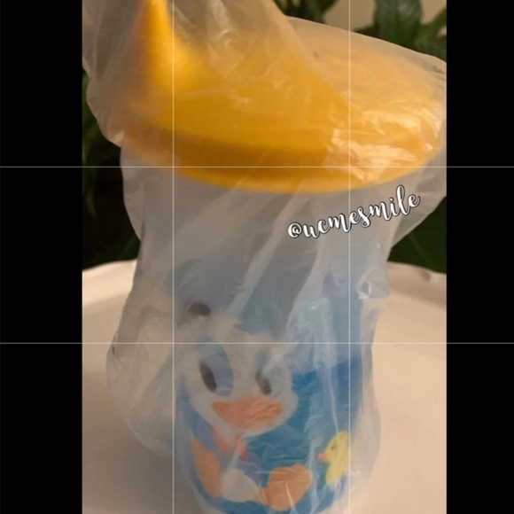 Tupperware Disney Baby Daisy Duck & Baby Donald Duck Sippy Cups - Picture 4 of 5
